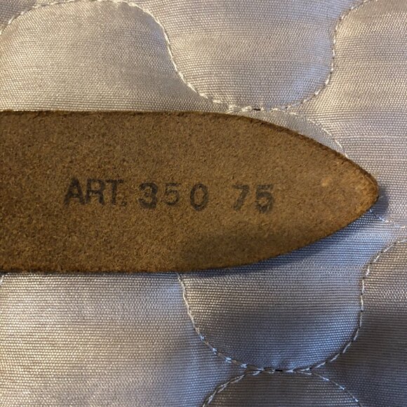 Saks Fifth Avenue Italian Tooled Leather Studded Belt – Size 75 - Picture 6 of 7